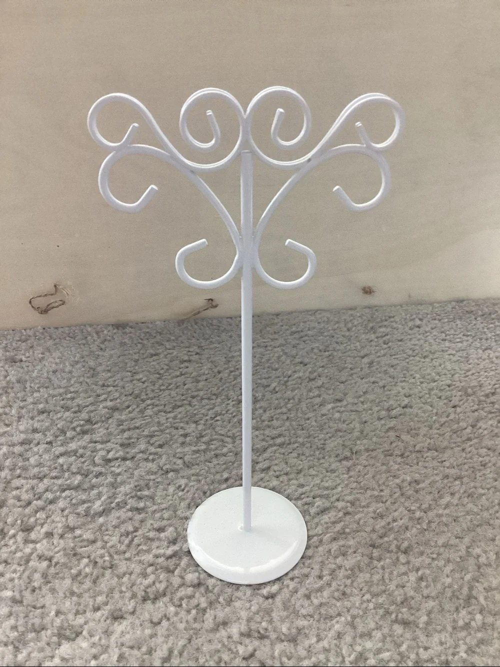Ornamental White Wire TABLE Card Stands - 12 Stands included